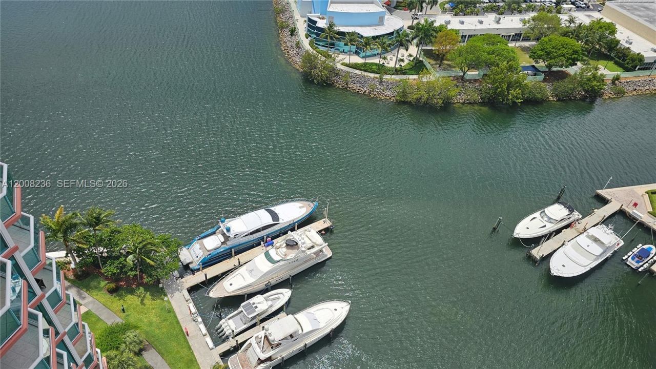 3370 Hidden Bay Dr, Unit 2415, Aventura, FL 33180 Photo