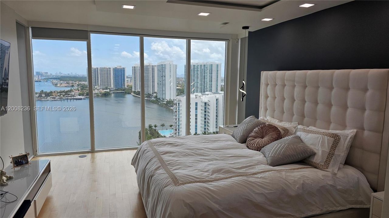 3370 Hidden Bay Dr, Unit 2415, Aventura, FL 33180 Photo