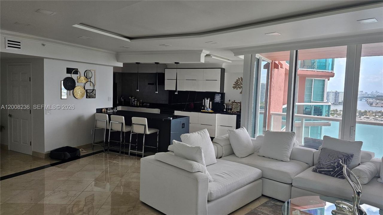 3370 Hidden Bay Dr, Unit 2415, Aventura, FL 33180 Photo
