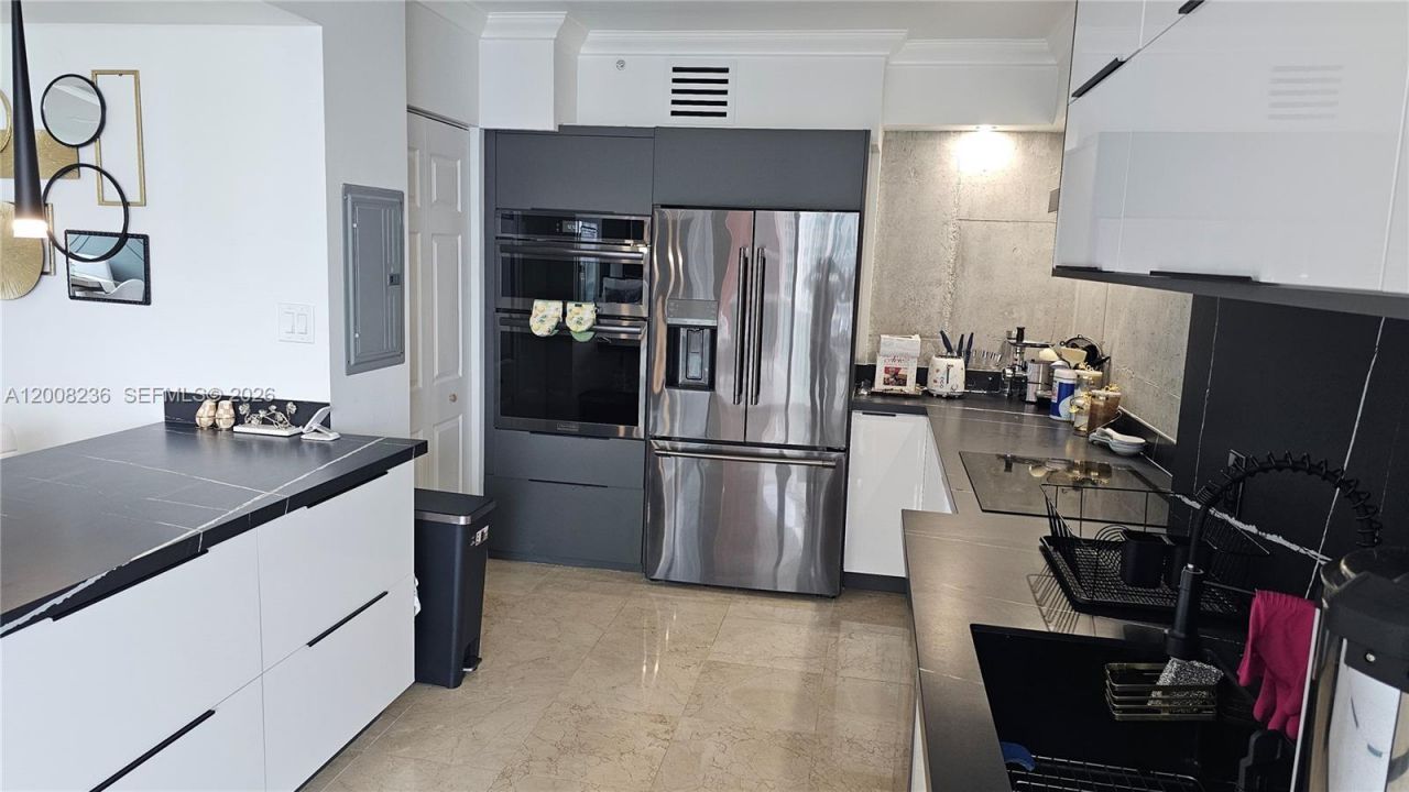 3370 Hidden Bay Dr, Unit 2415, Aventura, FL 33180 Photo