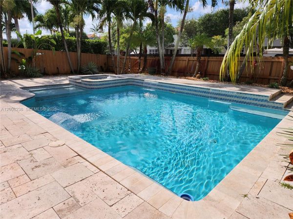 11480 NW 82th Terrace , Doral, FL 33178