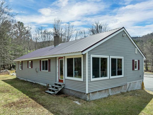 547 Texas Hill Road, Plymouth, NH 03264
