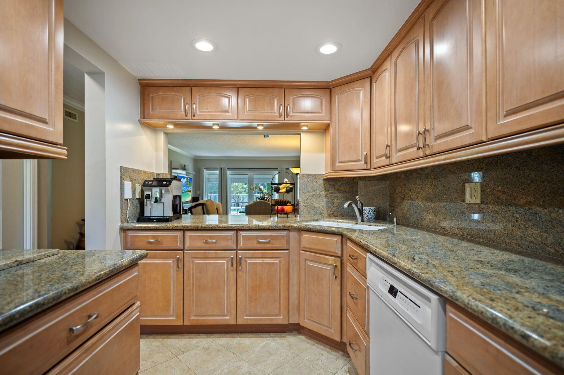 900 SW 12th Street, Unit 105, Fort Lauderdale, FL 33312 Photo