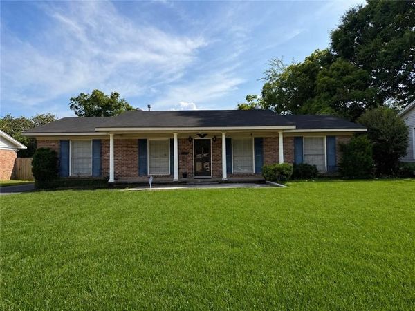 2755 Marcelus Drive , Mobile, AL 36606