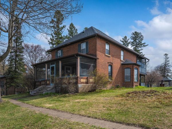 420 Wisconsin Avenue, Amery, WI 54001