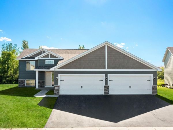 3238 Nottingham Road S, Saint Cloud, MN 56301