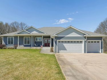 21530 Nightingale Street NW, Cedar, MN 55011