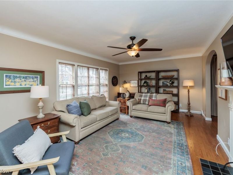 3881 Grenville Road, University Heights, OH 44118 Photo 3