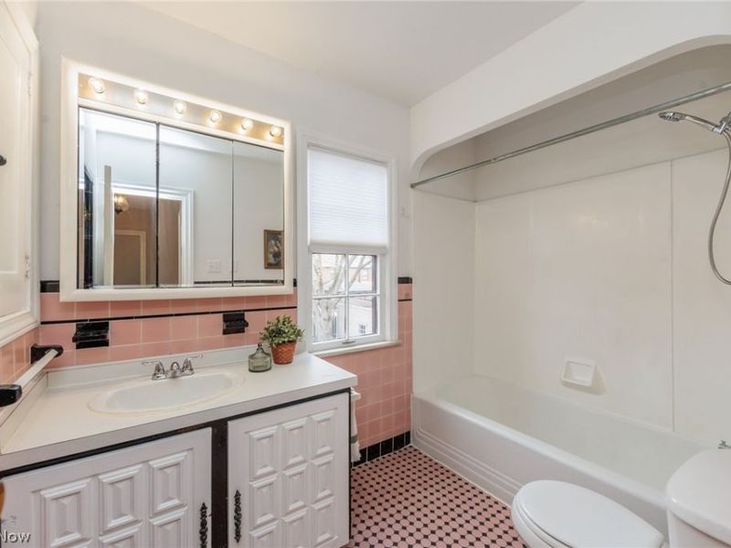 3881 Grenville Road, University Heights, OH 44118 Photo 31