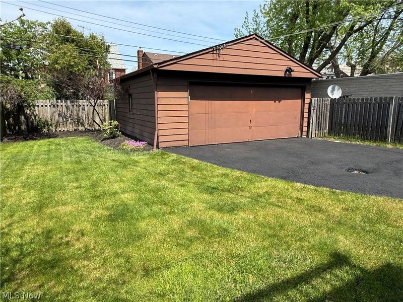 3881 Grenville Road, University Heights, OH 44118 Photo 46