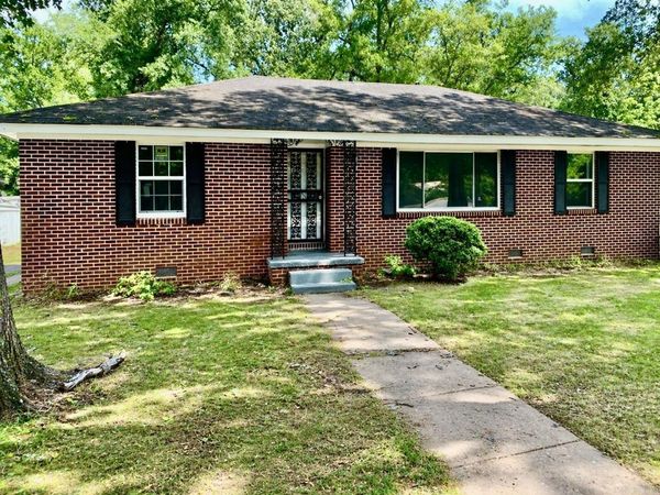 3419 S Olive Street, Pine Bluff, AR 71601