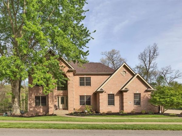 163 Oakview Dr, Cranberry Twp, PA 16066