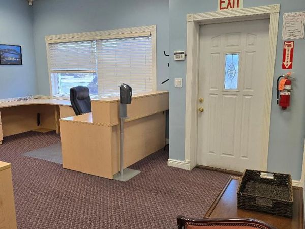 139 merrick road , Lynbrook, NY 11563