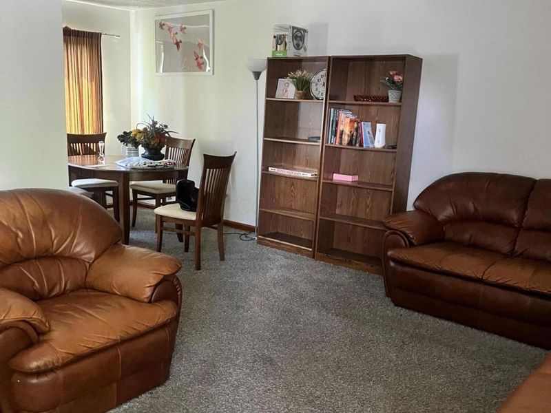 5203 Quincy Drive, Columbus, OH 43232 Photo 2