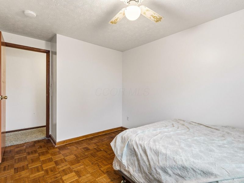 5203 Quincy Drive, Columbus, OH 43232 Photo 25