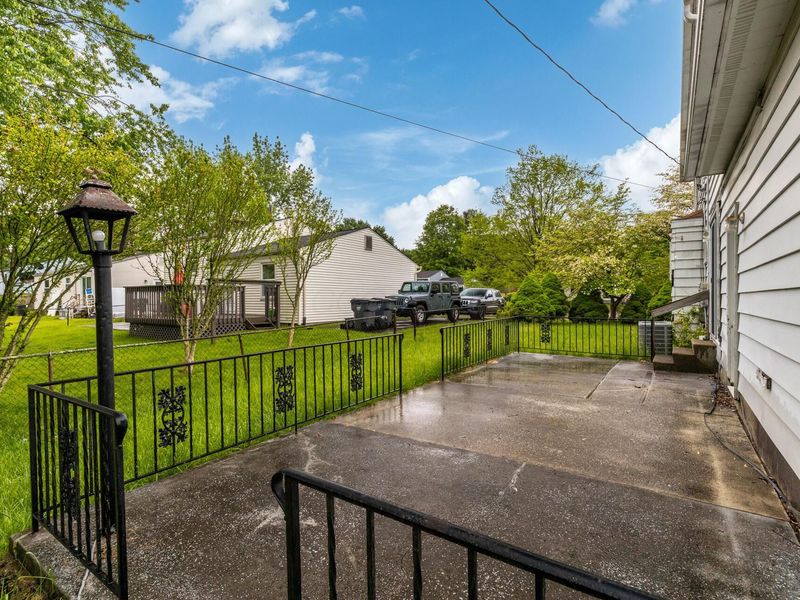 5203 Quincy Drive, Columbus, OH 43232 Photo 34