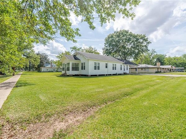 203 WADSWORTH Avenue, Cheneyville, LA 71325
