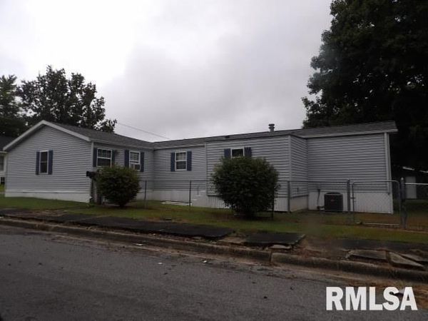 1014 Beulah Street, Eldorado, IL 62930