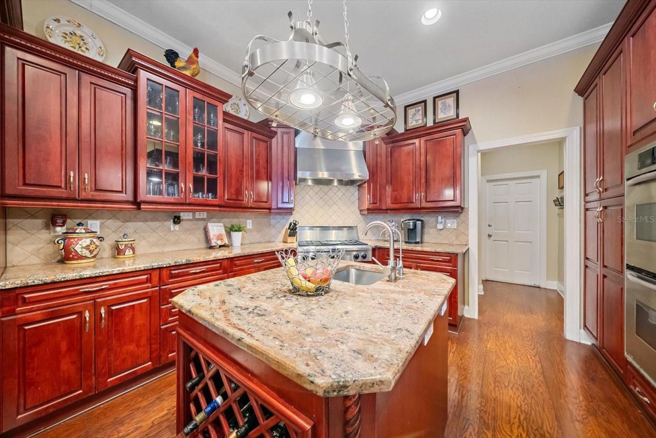 1615 Heritage Drive, Valrico, FL 33594 Photo