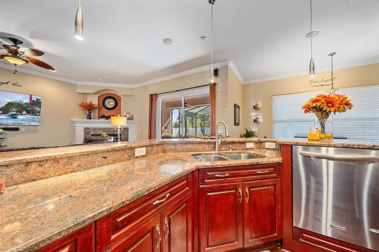 1615 Heritage Drive, Valrico, FL 33594 Photo