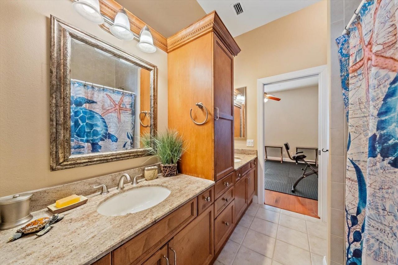 1615 Heritage Drive, Valrico, FL 33594 Photo