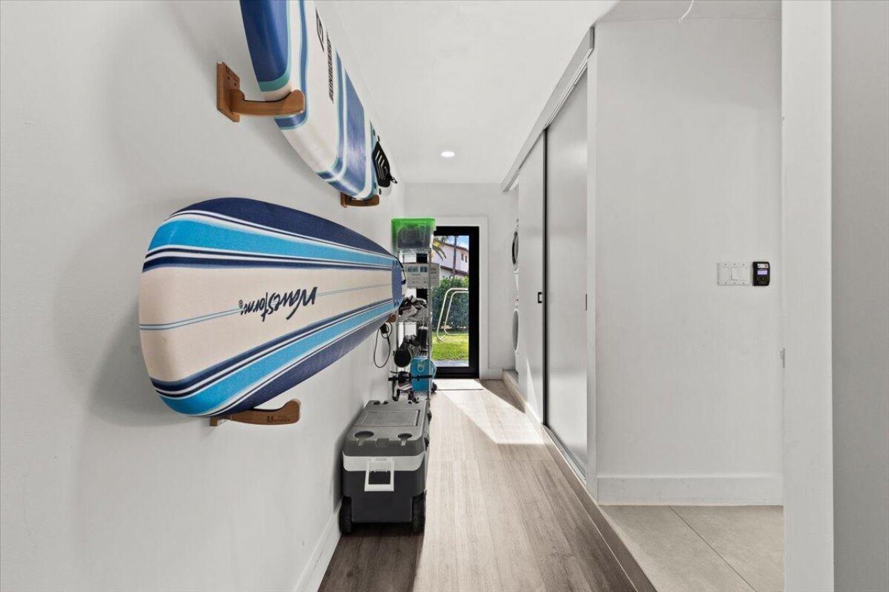 1049 W Palmetto Park Road, Boca Raton, FL 33486 Photo