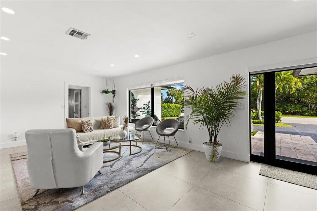 1049 W Palmetto Park Road, Boca Raton, FL 33486 Photo