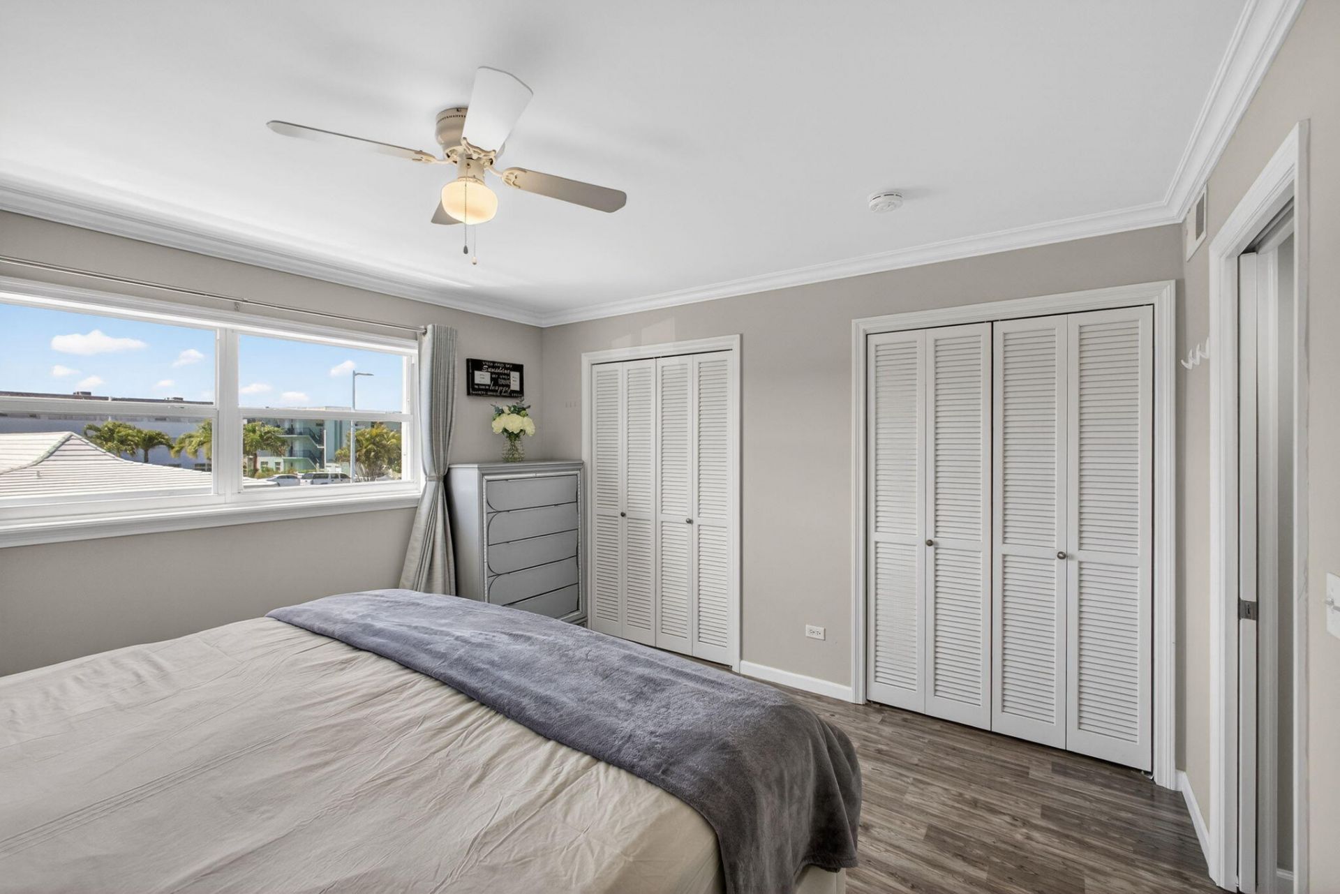 111 Shore Court, Unit 205, North Palm Beach, FL 33408 Photo