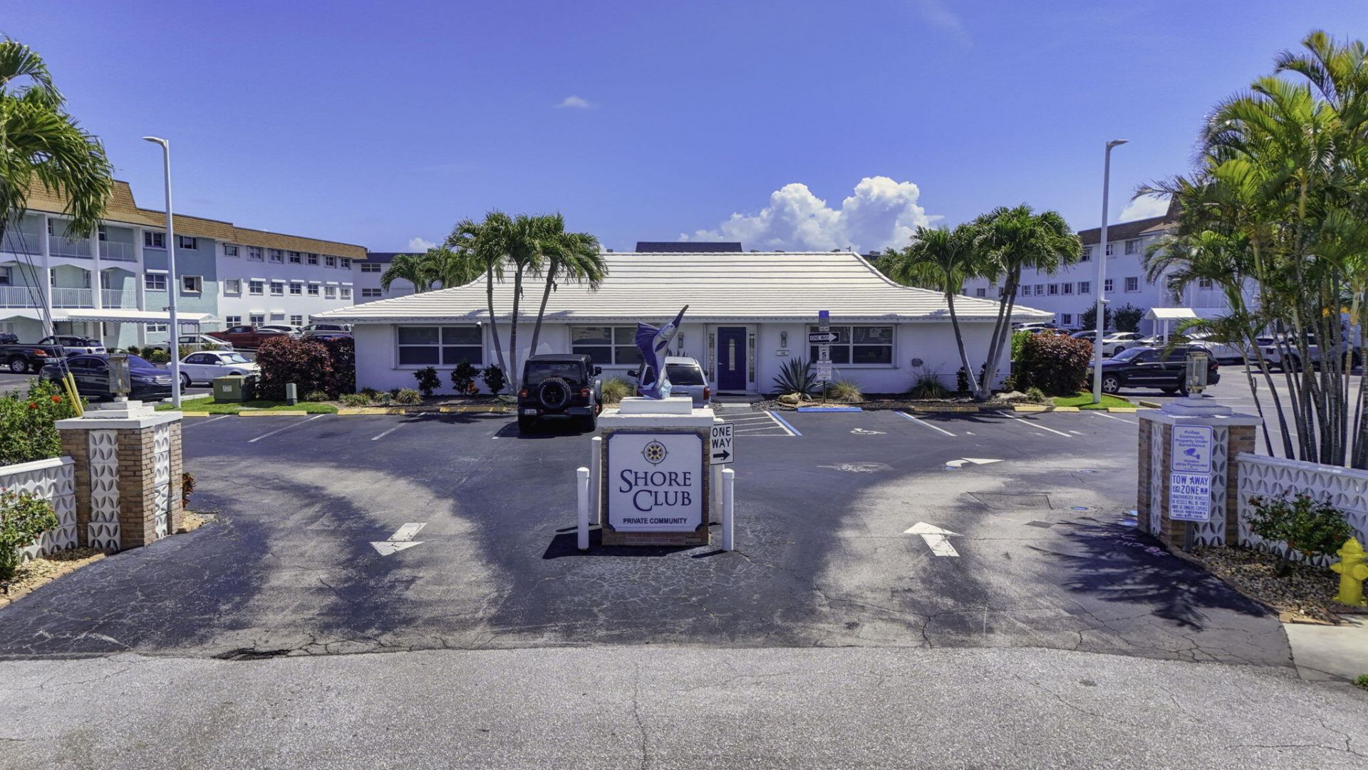 111 Shore Court, Unit 205, North Palm Beach, FL 33408 Photo