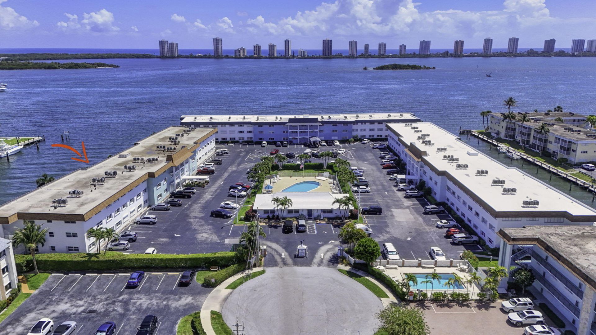 111 Shore Court, Unit 205, North Palm Beach, FL 33408 Photo