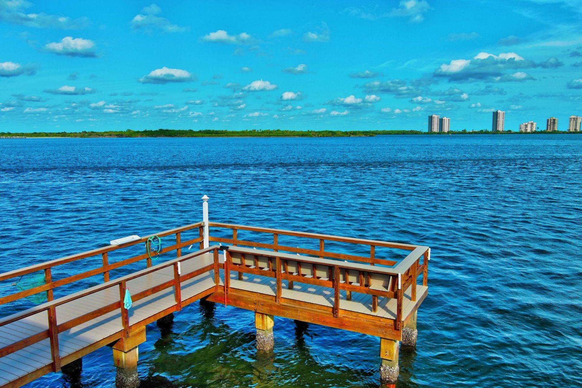 111 Shore Court, Unit 205, North Palm Beach, FL 33408 Photo