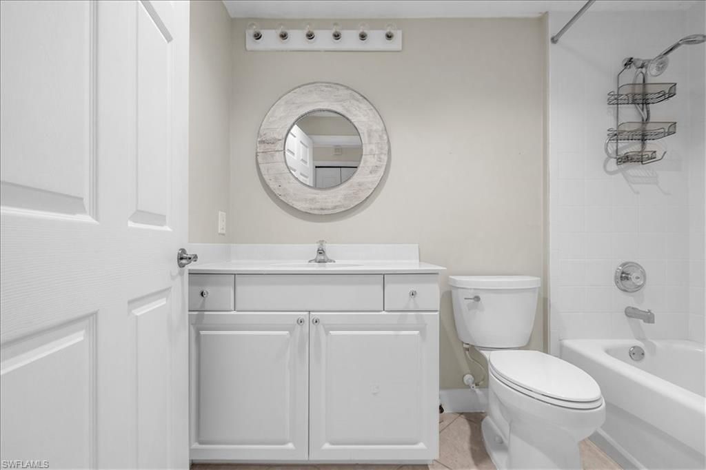 3000 Meandering Way, Unit 101, Fort Myers, FL 33905 Photo