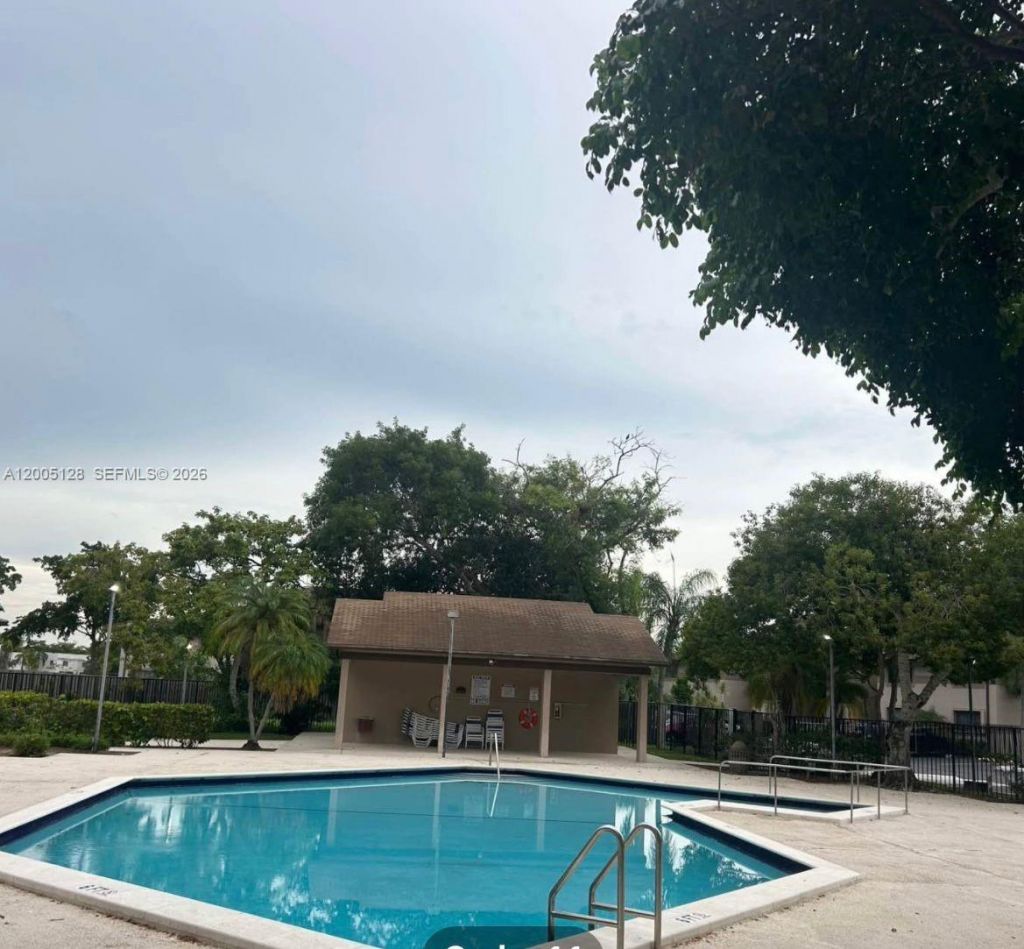 9926 Nob Hill Ct , Unit 9926, Sunrise, FL 33351 Photo
