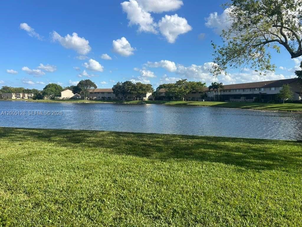 9926 Nob Hill Ct , Unit 9926, Sunrise, FL 33351 Photo