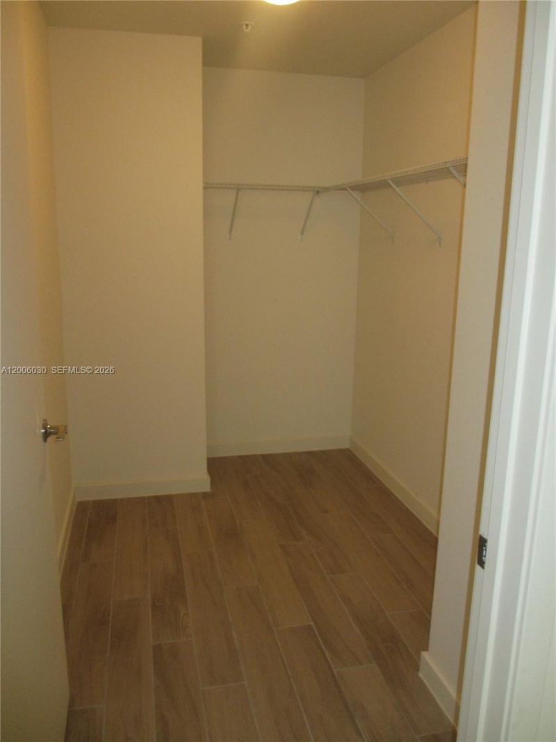 999 SW 1st Ave, Unit 3212, Miami, FL 33130 Photo