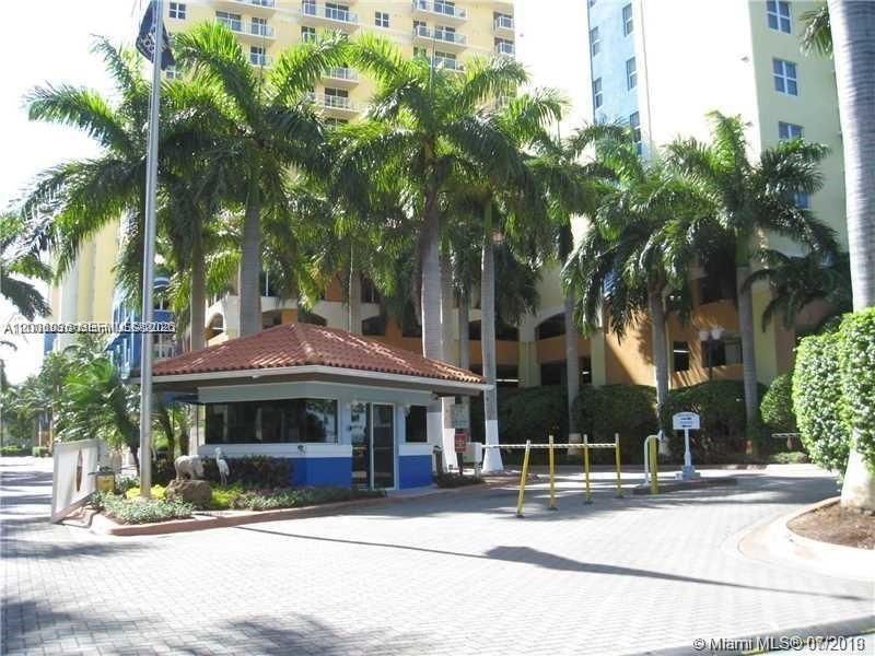 5091 NW 7th St, Unit 807, Miami, FL 33126 Photo