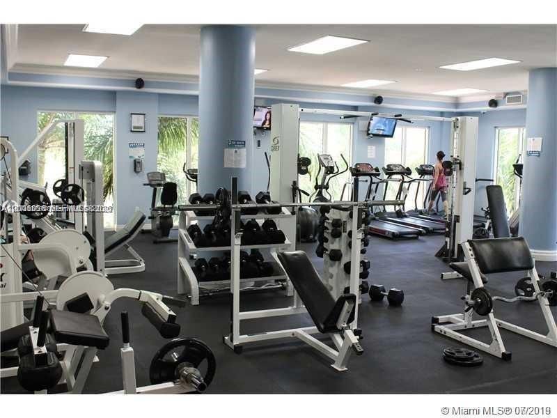 5091 NW 7th St, Unit 807, Miami, FL 33126 Photo