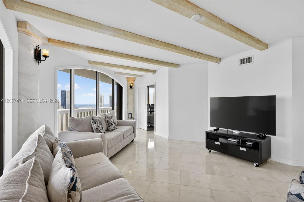 3000 Island Blvd, Unit 2305, Aventura, FL 33160 Photo