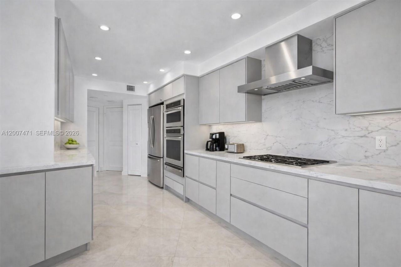 3000 Island Blvd, Unit 2305, Aventura, FL 33160 Photo