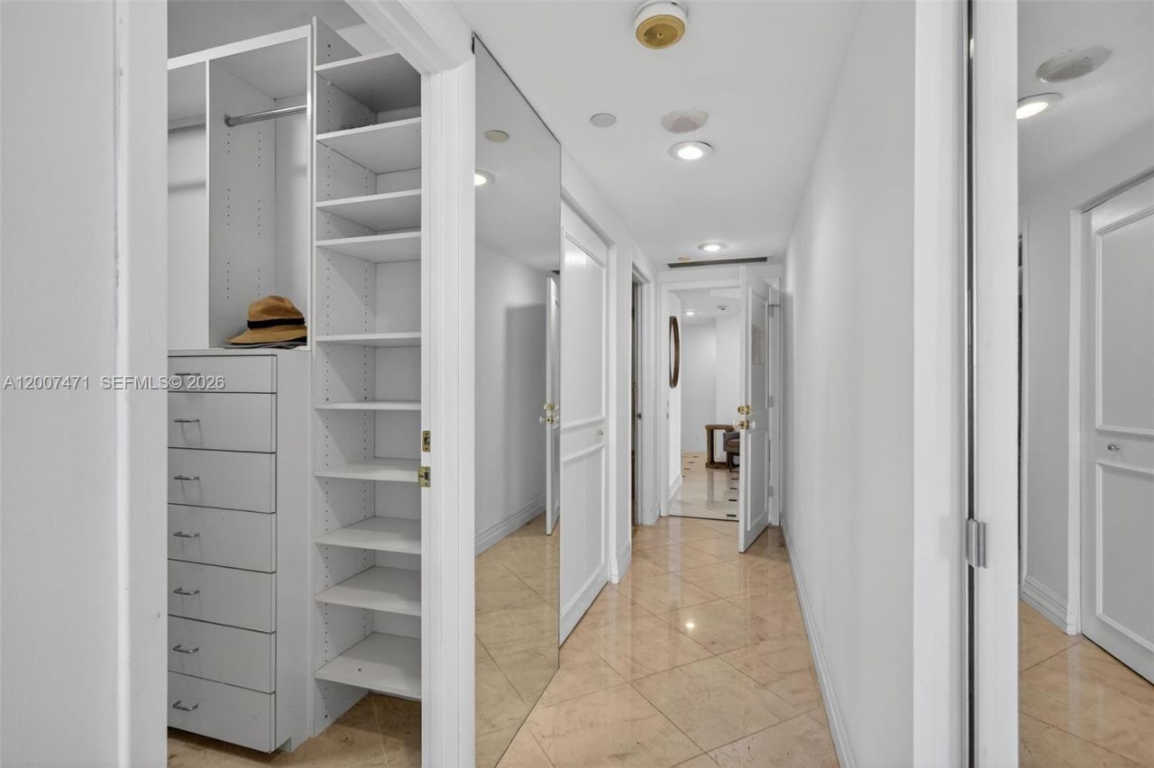 3000 Island Blvd, Unit 2305, Aventura, FL 33160 Photo