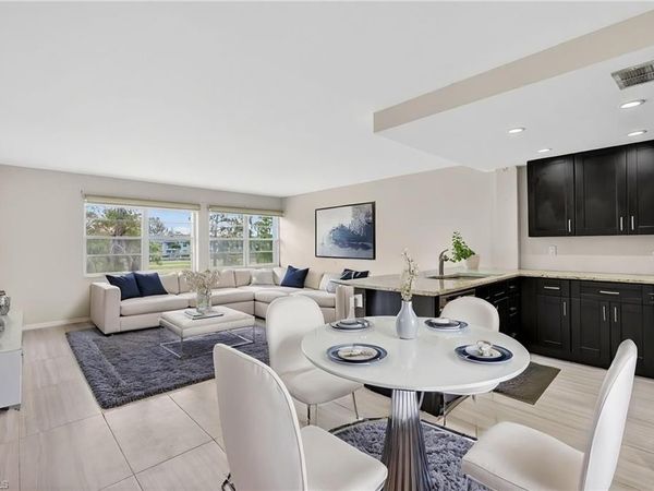 1084 Forest Lakes DR , Unit 7205, NAPLES, FL 34105