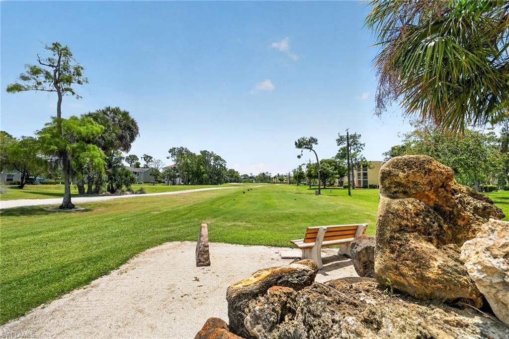 1084 Forest Lakes Dr, Unit 7205, Naples, FL 34105 Photo