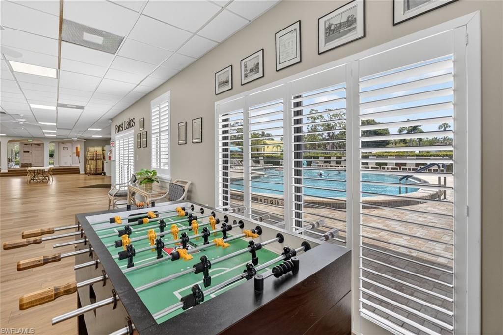 1084 Forest Lakes Dr, Unit 7205, Naples, FL 34105 Photo