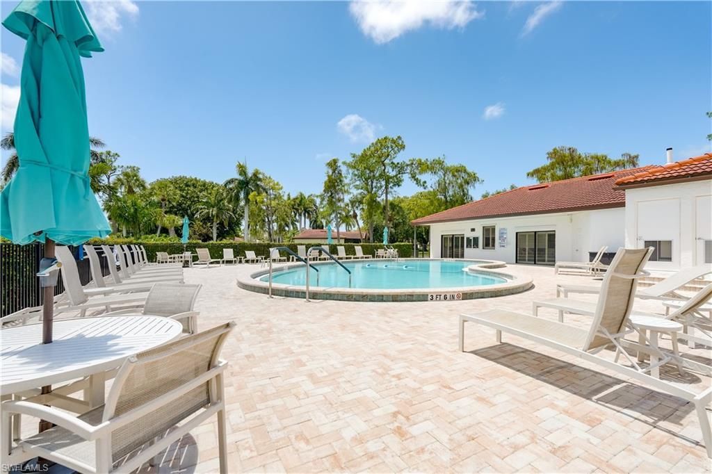 1084 Forest Lakes Dr, Unit 7205, Naples, FL 34105 Photo
