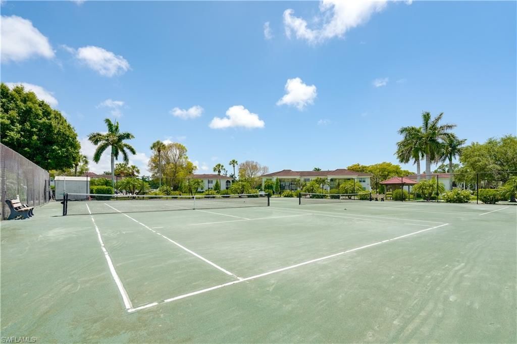1084 Forest Lakes Dr, Unit 7205, Naples, FL 34105 Photo