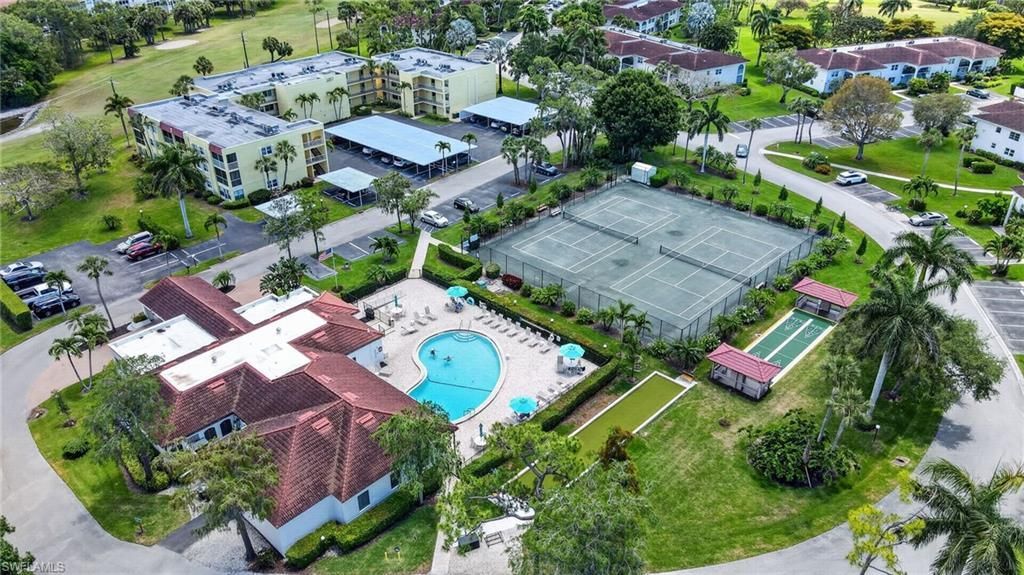 1084 Forest Lakes Dr, Unit 7205, Naples, FL 34105 Photo
