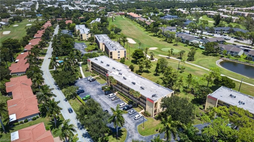 1084 Forest Lakes Dr, Unit 7205, Naples, FL 34105 Photo