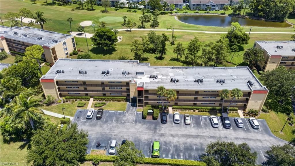 1084 Forest Lakes Dr, Unit 7205, Naples, FL 34105 Photo