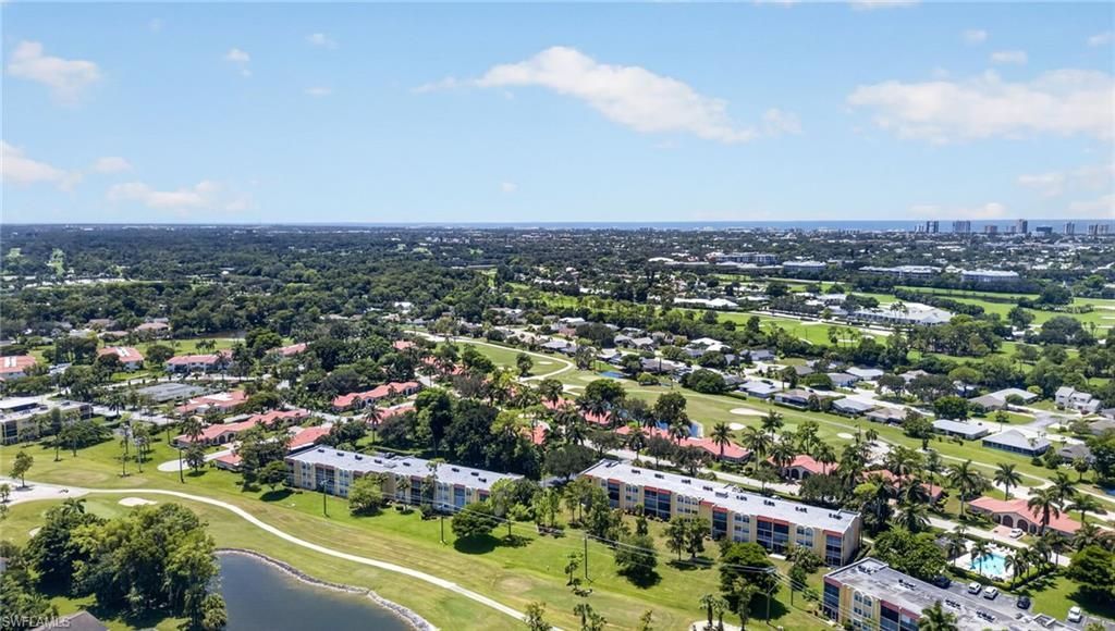 1084 Forest Lakes Dr, Unit 7205, Naples, FL 34105 Photo