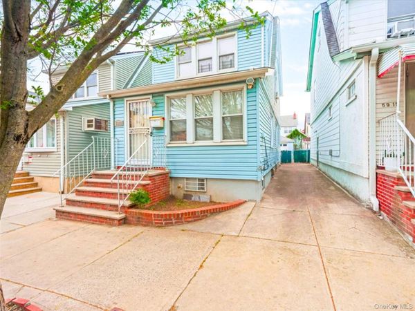 59-13 160th Street , Fresh Meadows, NY 11365